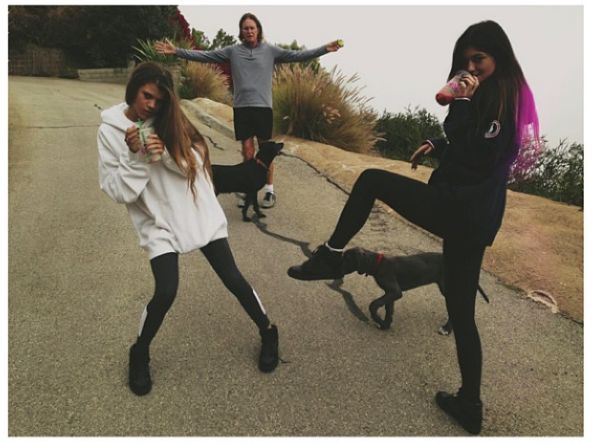 16-letnia Kylie Jenner chwali się piersiami (FOTO)