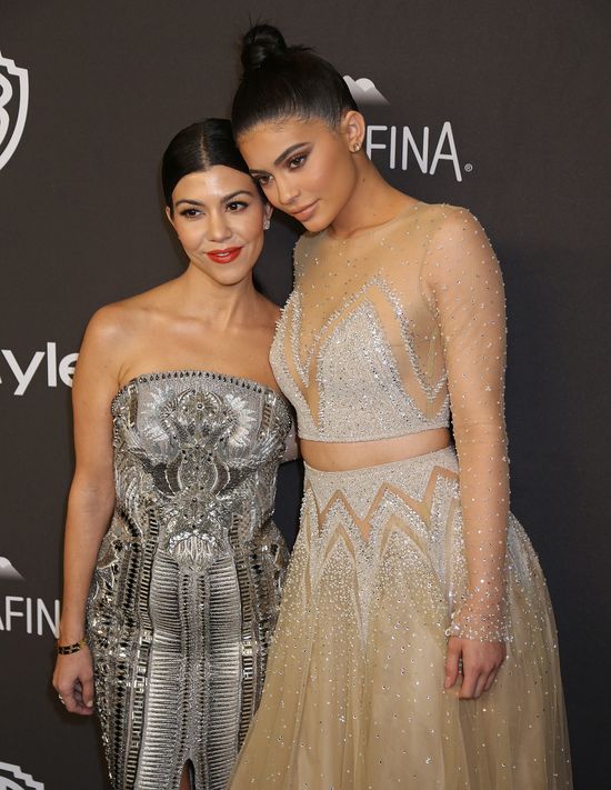 Lalka? Manekin? Z kim Kourtney przyszła na after party?