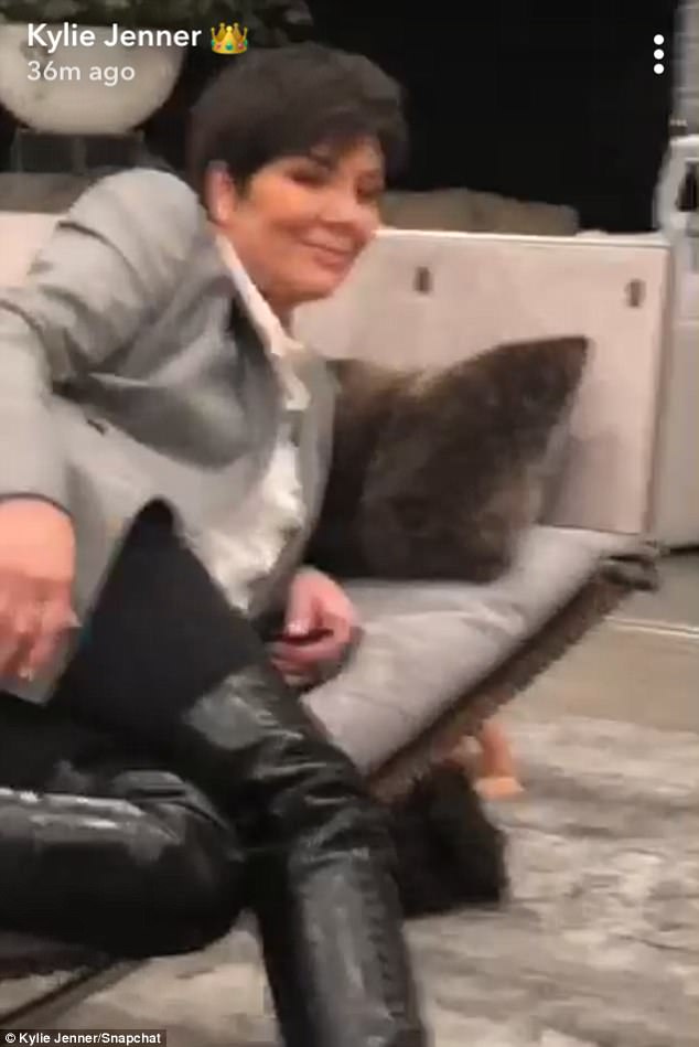 Ciężarna Kylie Jenner wyprawiła Święto Dziękczynienia Ciężarna Kylie Jenner wyprawiła Święto Dziękczynienia