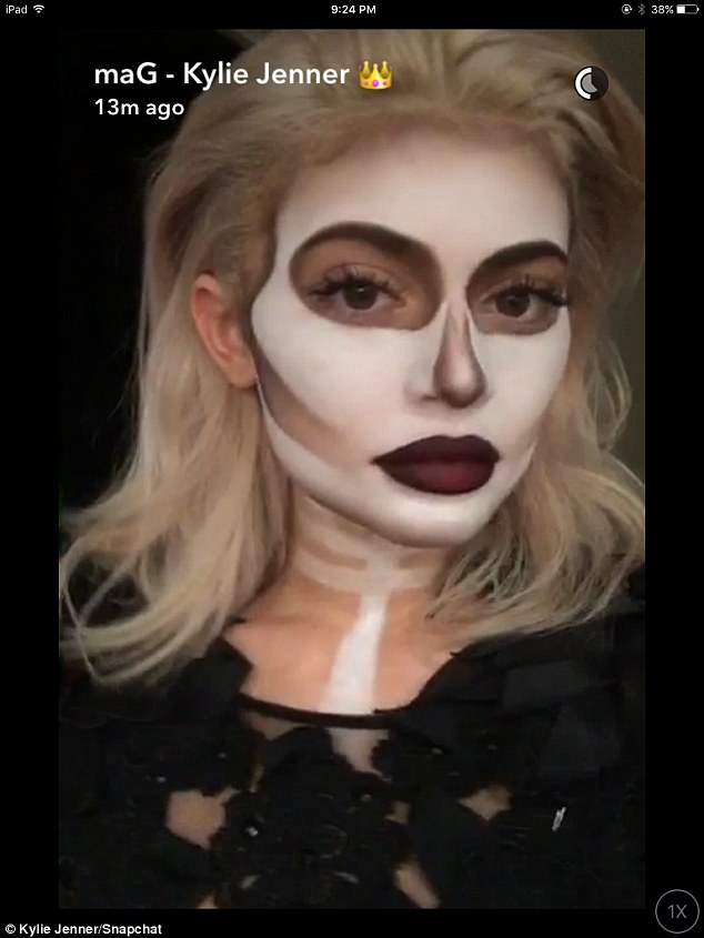 Kendall przebrała się za prostytutkę? Co ma na sobie Kylie?