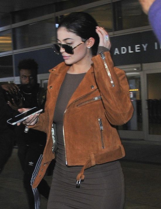 Wydałam fotunę na kosmetyki od Kylie. To był BŁĄD MOJEGO ŻYCIA