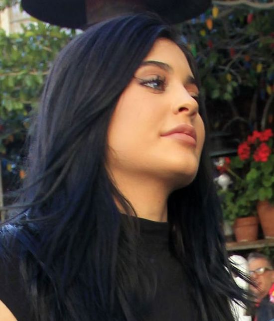 Z nosem w chmurach, czyli Kylie i Hailey na lunchu (FOTO) Z nosem w chmurach, czyli Kylie i Hailey na lunchu (FOTO)