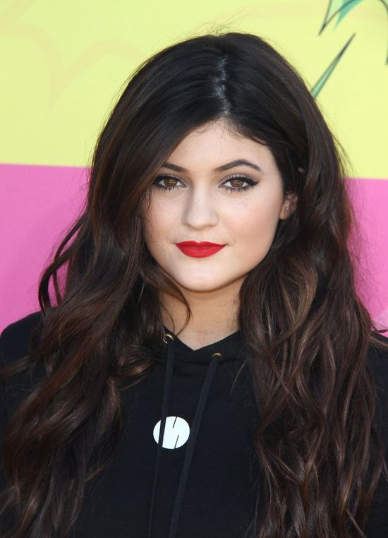 Chirurg plastyczny: Kylie Jenner przeszła 6 operacji!