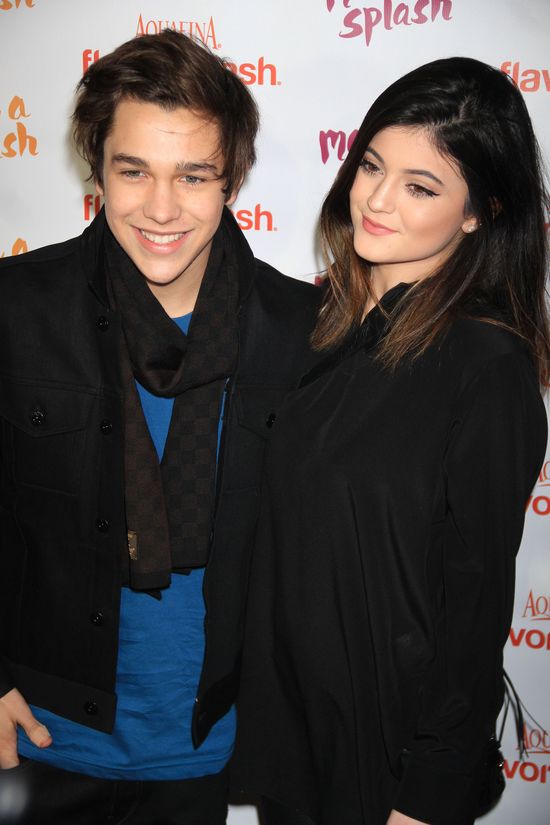 Cody czy Austin - z kim umawia się Kylie Jenner? (FOTO)