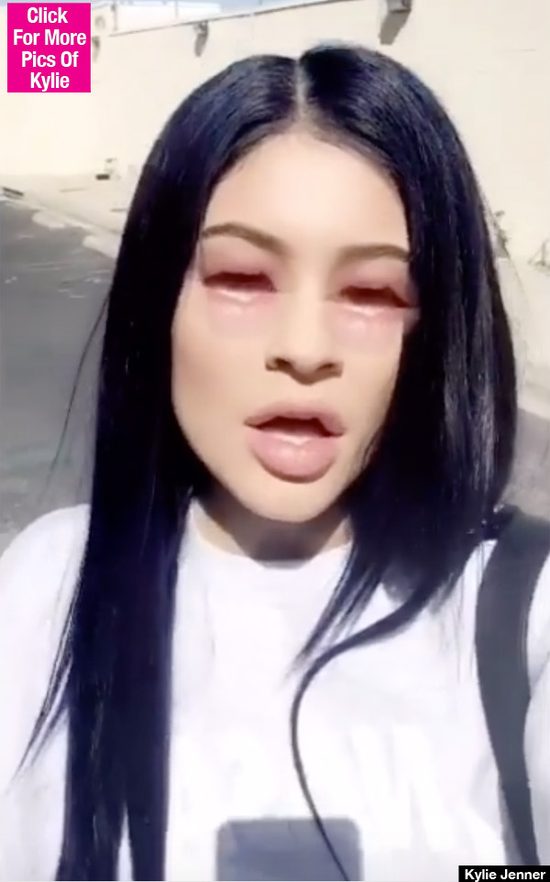 Tego się nie da odzobaczyć - Kylie z ustami zamiast oczu