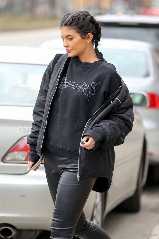 Kylie Jenner radykalnie zmieni styl? (FOTO) Kylie Jenner radykalnie zmieni styl? (FOTO)