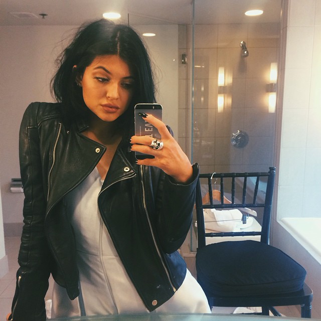 Kylie Jenner radzi: Jak zrobić idealne selfie (FOTO)