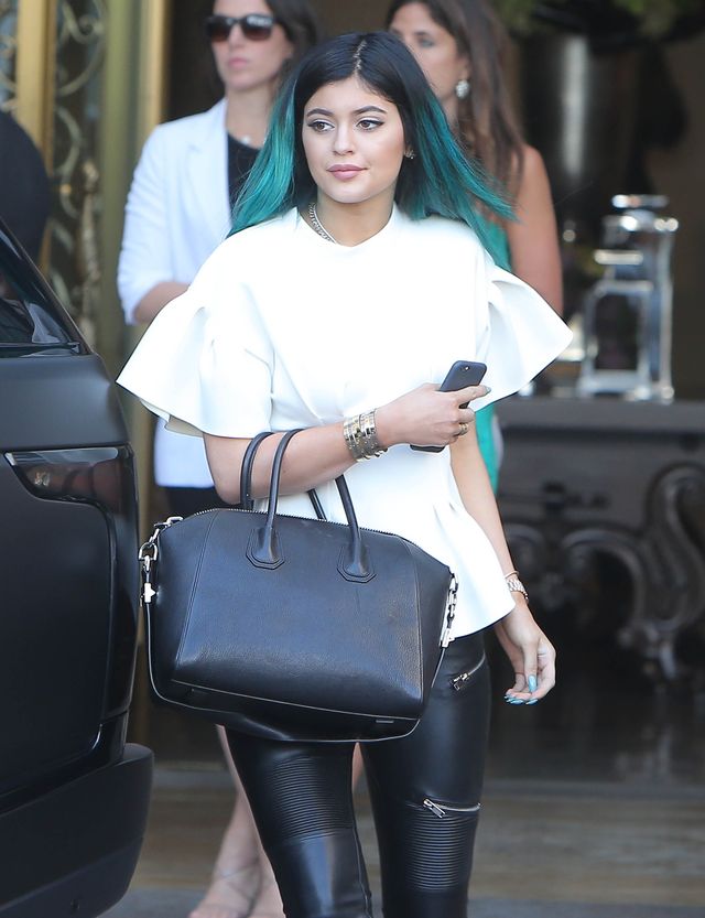 Kylie Jenner powiększyła biust? (FOTO)