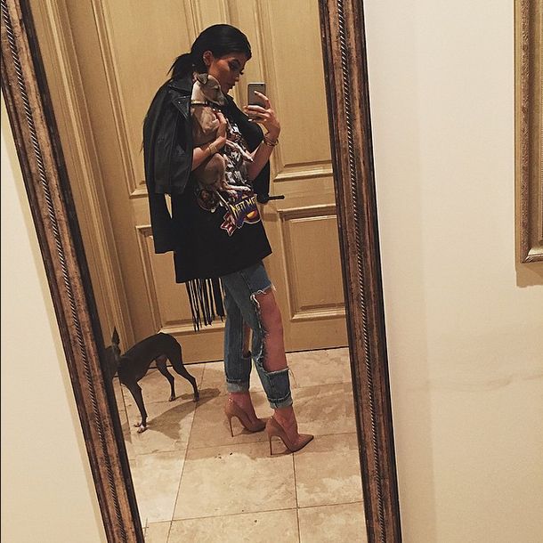 Czy Kylie Jenner słyszy to, co mówi? (VIDEO) Czy Kylie Jenner słyszy to, co mówi? (VIDEO)