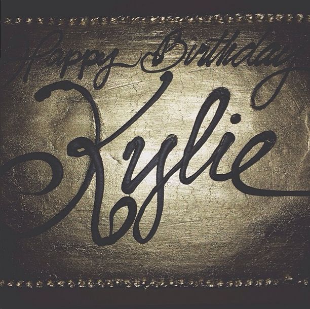 17-ste urodziny Kylie Jenner były niegrzeczne (FOTO+VIDEO)