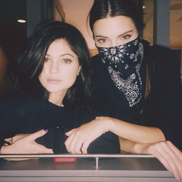 Kylie Jenner zgoliła pół głowy! (FOTO)