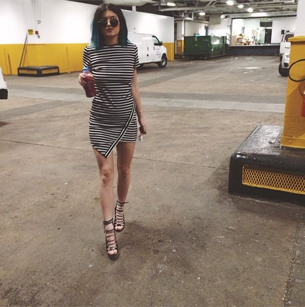 Kylie Jenner przyłapana na igraszkach z chłopakiem (FOTO)