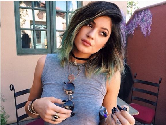 Kylie Jenner ma zielone włosy (FOTO)