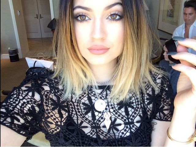 Kylie Jenner pierwszy raz o operacjach plastycznych Kylie Jenner pierwszy raz o operacjach plastycznych