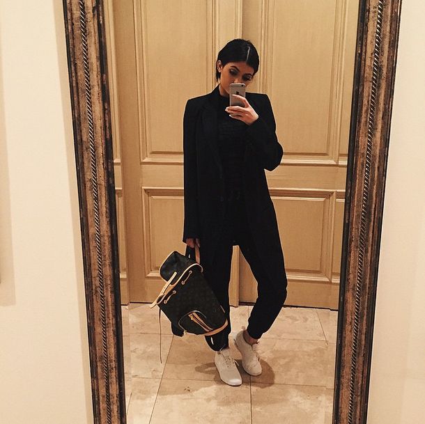 Czy Kylie Jenner słyszy to, co mówi? (VIDEO) Czy Kylie Jenner słyszy to, co mówi? (VIDEO)