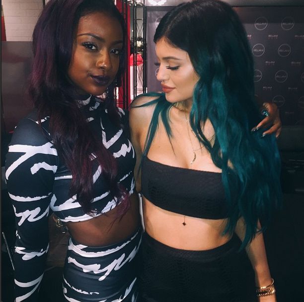 Kylie Jenner zdradziła sekret większego biustu (FOTO)