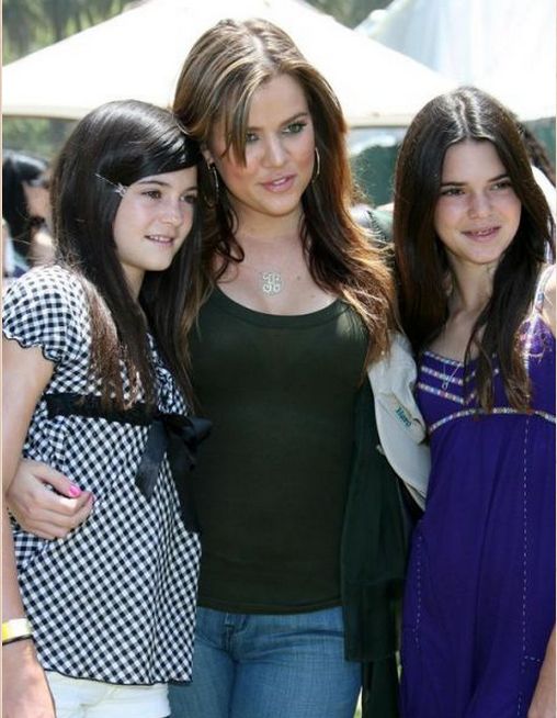 Kylie Jenner już przesadziła z powiększaniem ust? (FOTO)