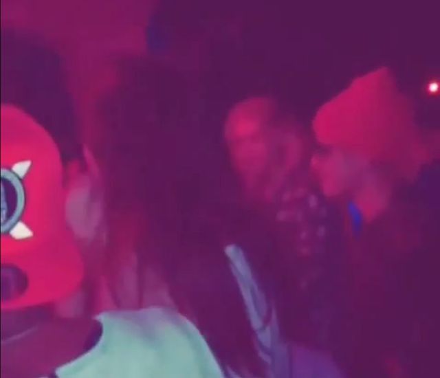 17-ste urodziny Kylie Jenner były niegrzeczne (FOTO+VIDEO)