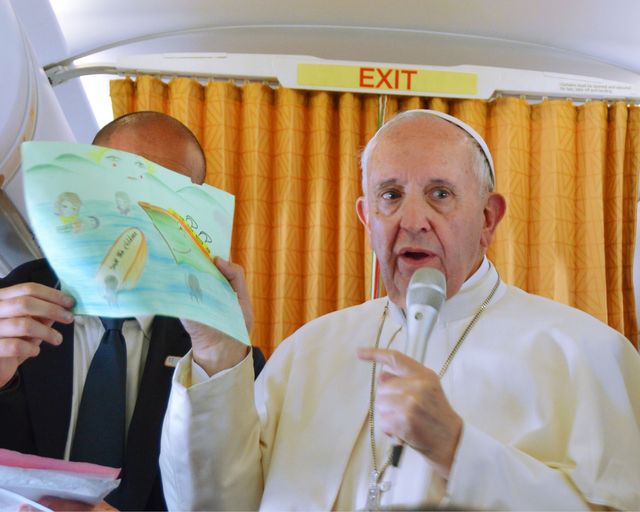 Papież Franciszek uczy się polskiego? Ostatnia lekcja i... (VIDEO)