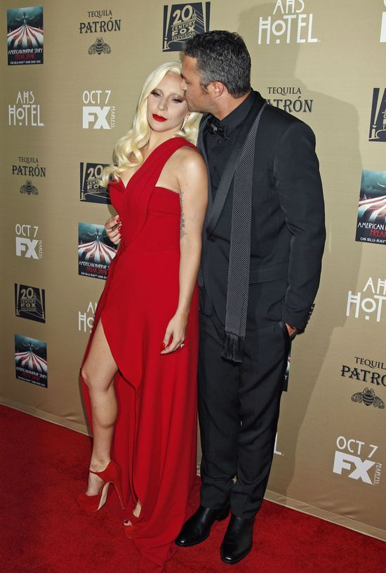 Wszystkie nagie okładki Kim Kardashian chowają się przy tej!