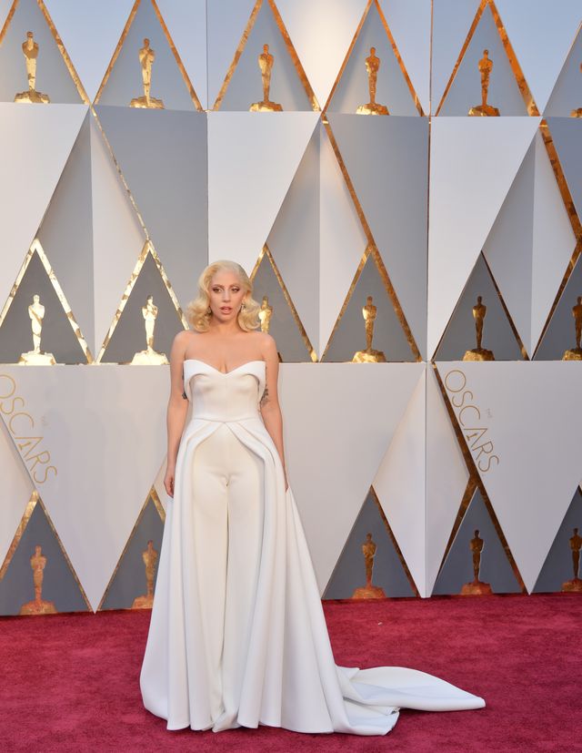 Dlaczego Lady Gaga przebiła inne gwiazdy swoim lookiem? Dlaczego Lady Gaga przebiła inne gwiazdy swoim lookiem?