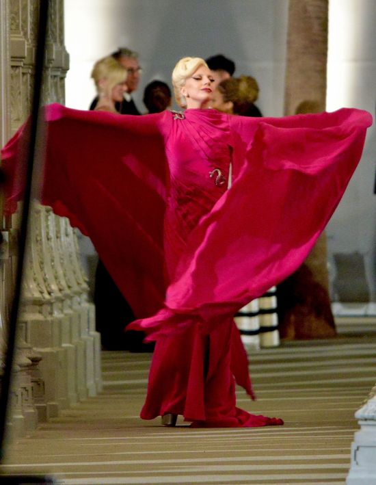 Tym razem ma dobre wytłumaczenie dla swojego stroju (FOTO) Tym razem ma dobre wytłumaczenie dla swojego stroju (FOTO)