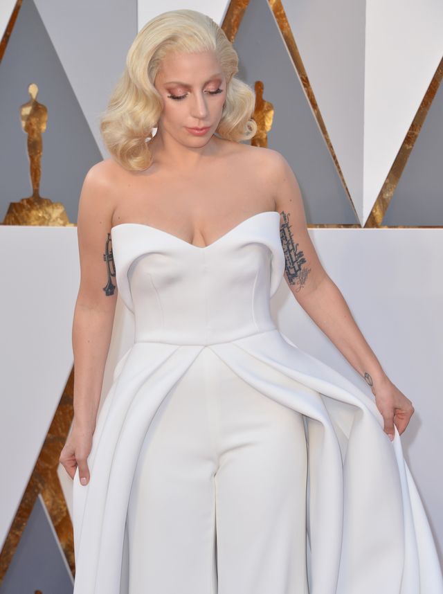 Dlaczego Lady Gaga przebiła inne gwiazdy swoim lookiem? Dlaczego Lady Gaga przebiła inne gwiazdy swoim lookiem?