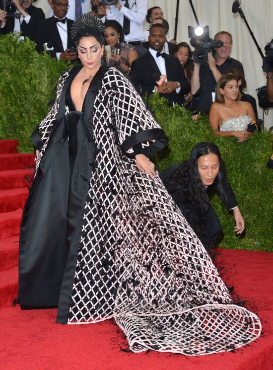 Lady Gaga była pijana na Gali MET?