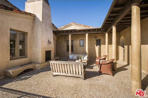 Kupiła ten dom za 23 miliony dolarów (FOTO) Kupiła ten dom za 23 miliony dolarów (FOTO)