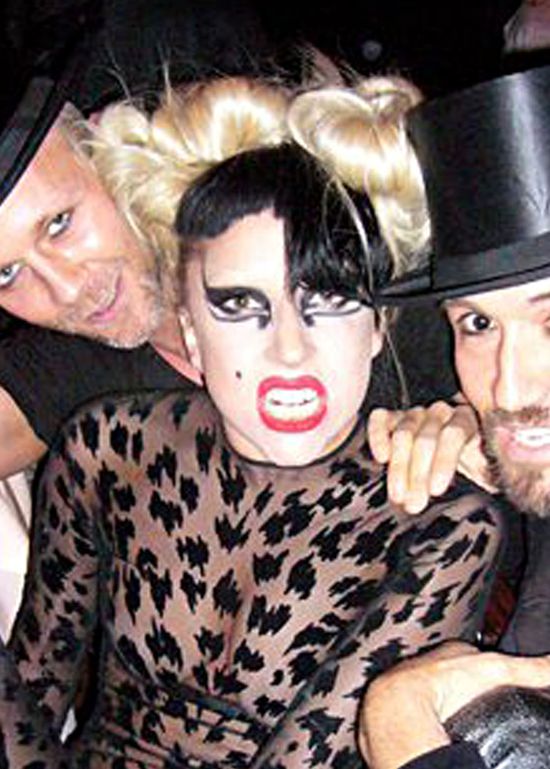 Lady Gaga zmienia styl! (FOTO) Lady Gaga zmienia styl! (FOTO)