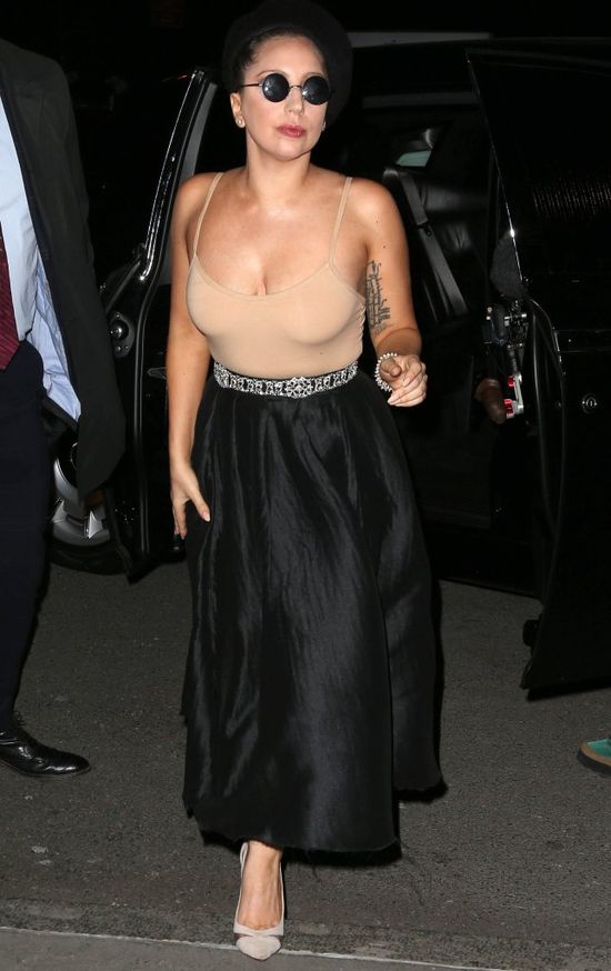 Lady Gaga JEST W CIĄŻY?! (FOTO)