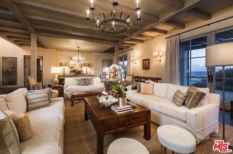 Kupiła ten dom za 23 miliony dolarów (FOTO) Kupiła ten dom za 23 miliony dolarów (FOTO)