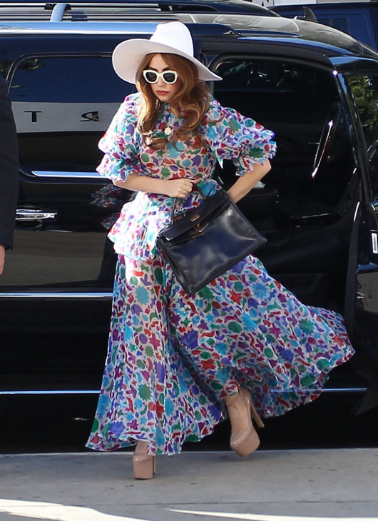 Lady Gaga nie może chodzić Lady Gaga nie może chodzić