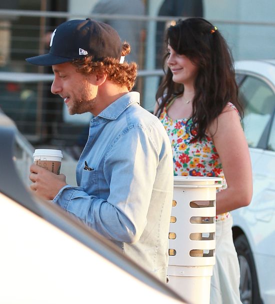 Lana Del Rey i jej chłopak znaleźli sposób na udany związek