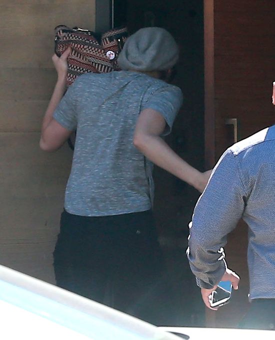 Kiedyś Jennifer Lawrence pozowała tak. A dziś? (FOTO)