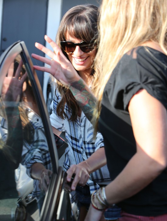 Lea Michele smutek po Corym topi w lekturach (FOTO) Lea Michele smutek po Corym topi w lekturach (FOTO)