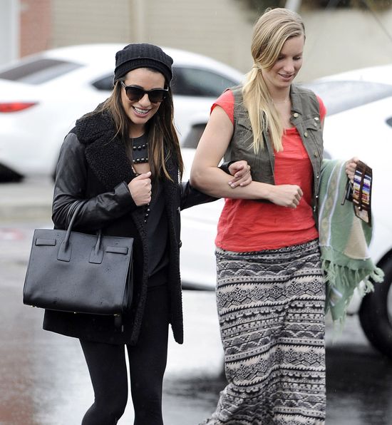 Co (lub kto) tak bawi Leę Michele? (FOTO)