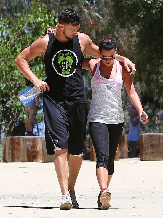 Lea Michele i jej chłopak podjęli poważną decyzję (FOTO) Lea Michele i jej chłopak podjęli poważną decyzję (FOTO)