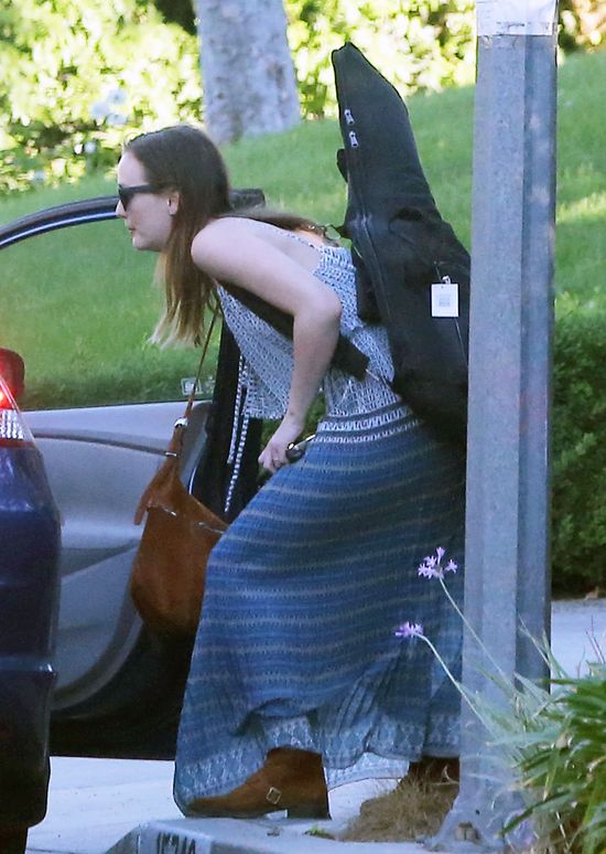 Leighton Meester, dziewczyna z gitarą? (FOTO) Leighton Meester, dziewczyna z gitarą? (FOTO)
