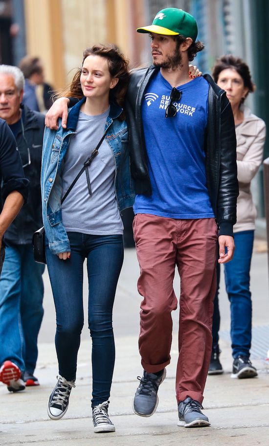 Leighton Meester bez makijażu w objęciach męża (FOTO)