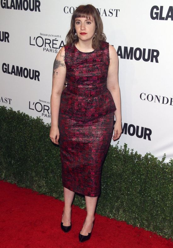 To niewiarygodne, ile schudła i jak się teraz prezentuje Lena Dunham (FOTO) To niewiarygodne, ile schudła i jak się teraz prezentuje Lena Dunham (FOTO)