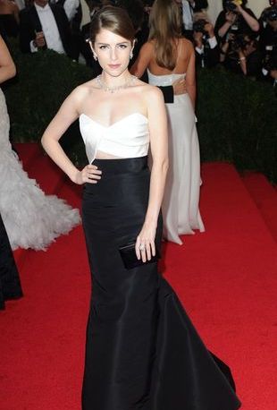 Trudno uwierzyć, że te gwiazdy są w tym samym wieku! (FOTO)