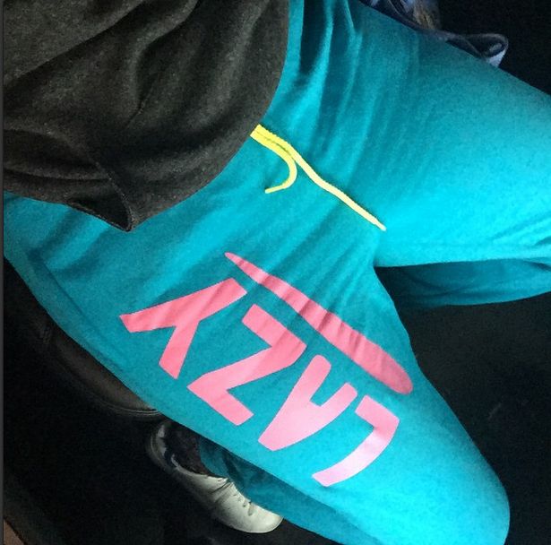 Jej wałeczki nie przeszkadzają (FOTO)