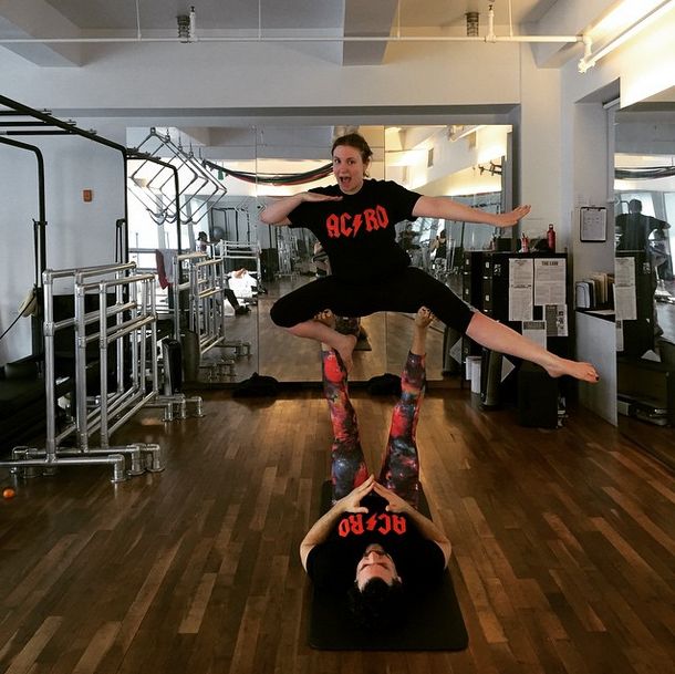 Jej wałeczki nie przeszkadzają (FOTO)