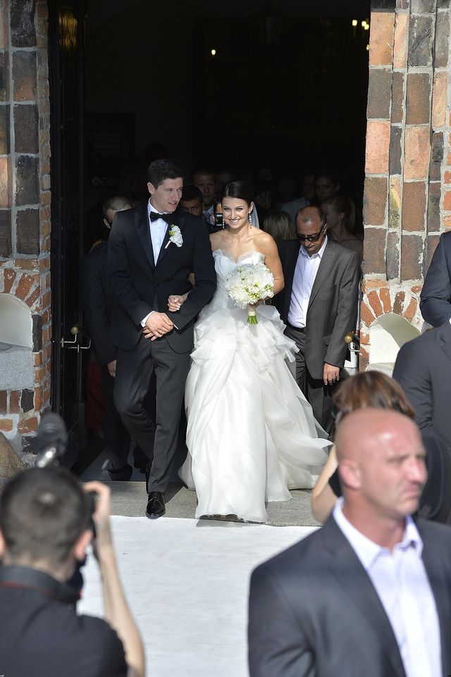 Robert Lewandowski wręczył Ani przepiękną BEZGLUTENOWĄ Walentynkę (Facebook)