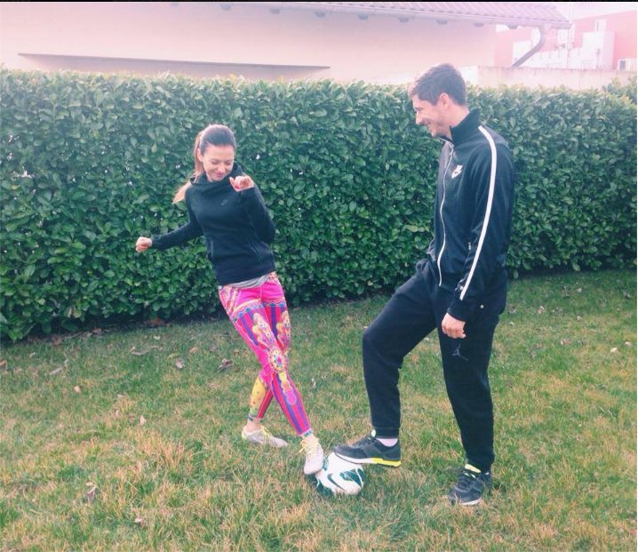 Robert Lewandowski chwali się treningiem z żoną (FOTO)