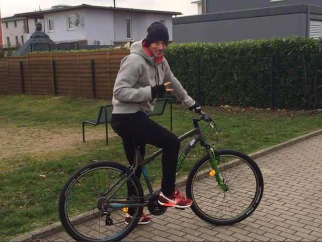 Robert Lewandowski chwali się treningiem z żoną (FOTO)