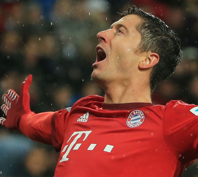 Lewandowski gra tak świetnie, bo... ogranicza seks?