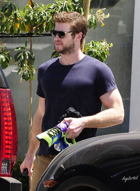 Co robi Miley Cyrus? (FOTO)  