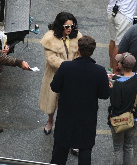 Lindsay Lohan na planie filmu o Elizabeth Taylor (FOTO) Lindsay Lohan na planie filmu o Elizabeth Taylor (FOTO)